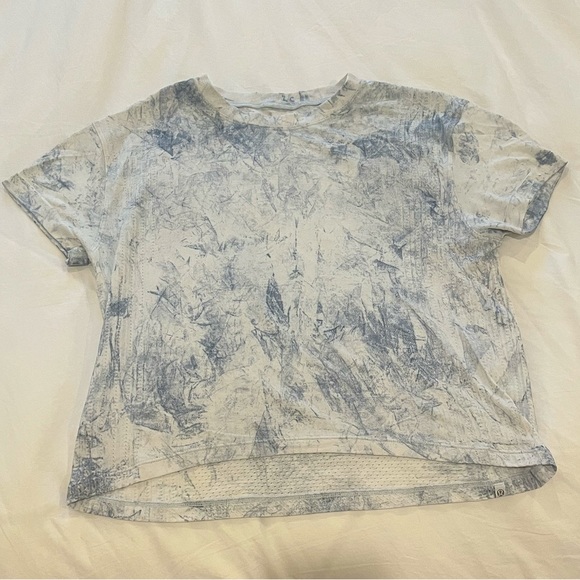 Lululemon Train to Be Short Sleeve in White/Luna Size 4 - Picture 4 of 8
